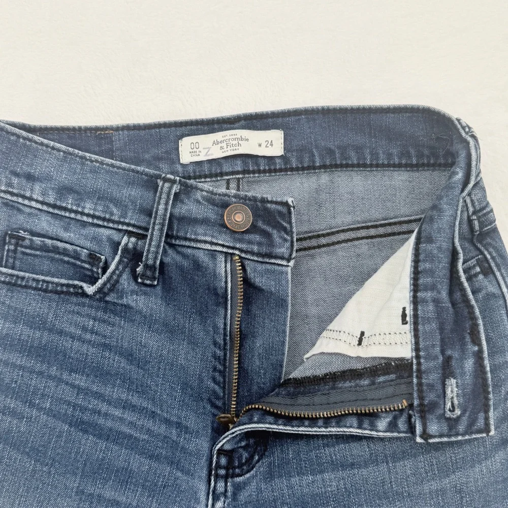 Abercrombie & Fitch Jean Shorts Womens 24/00 Blue Excellent High Rise Raw Hem